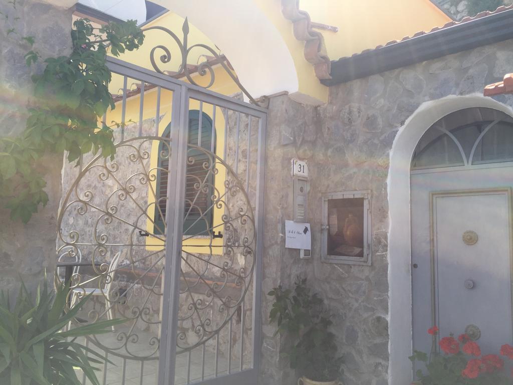 B&B Oliva Scala Exterior photo